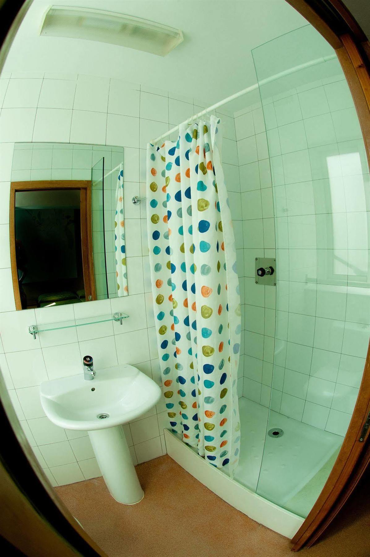 Be Dream Hostel Μπαδαλόνα Εξωτερικό φωτογραφία